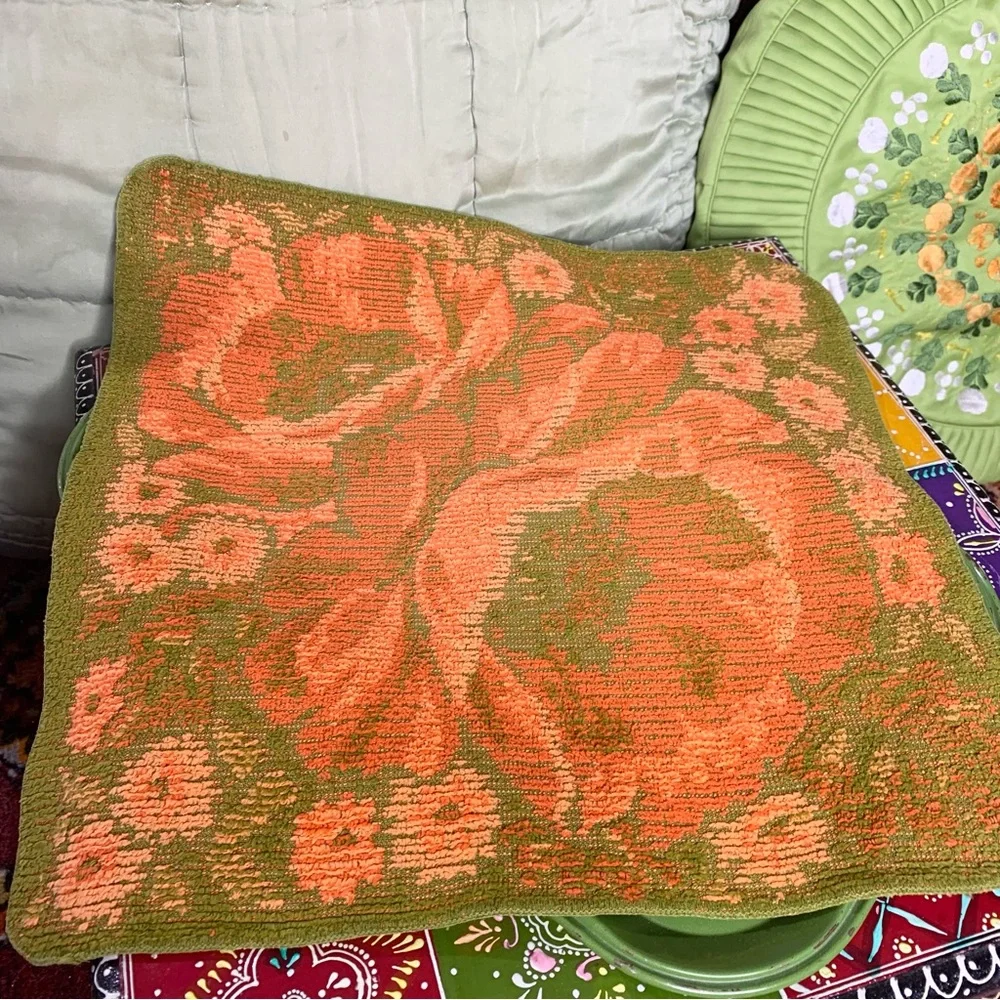 70s Fieldcrest Floral Washcloth